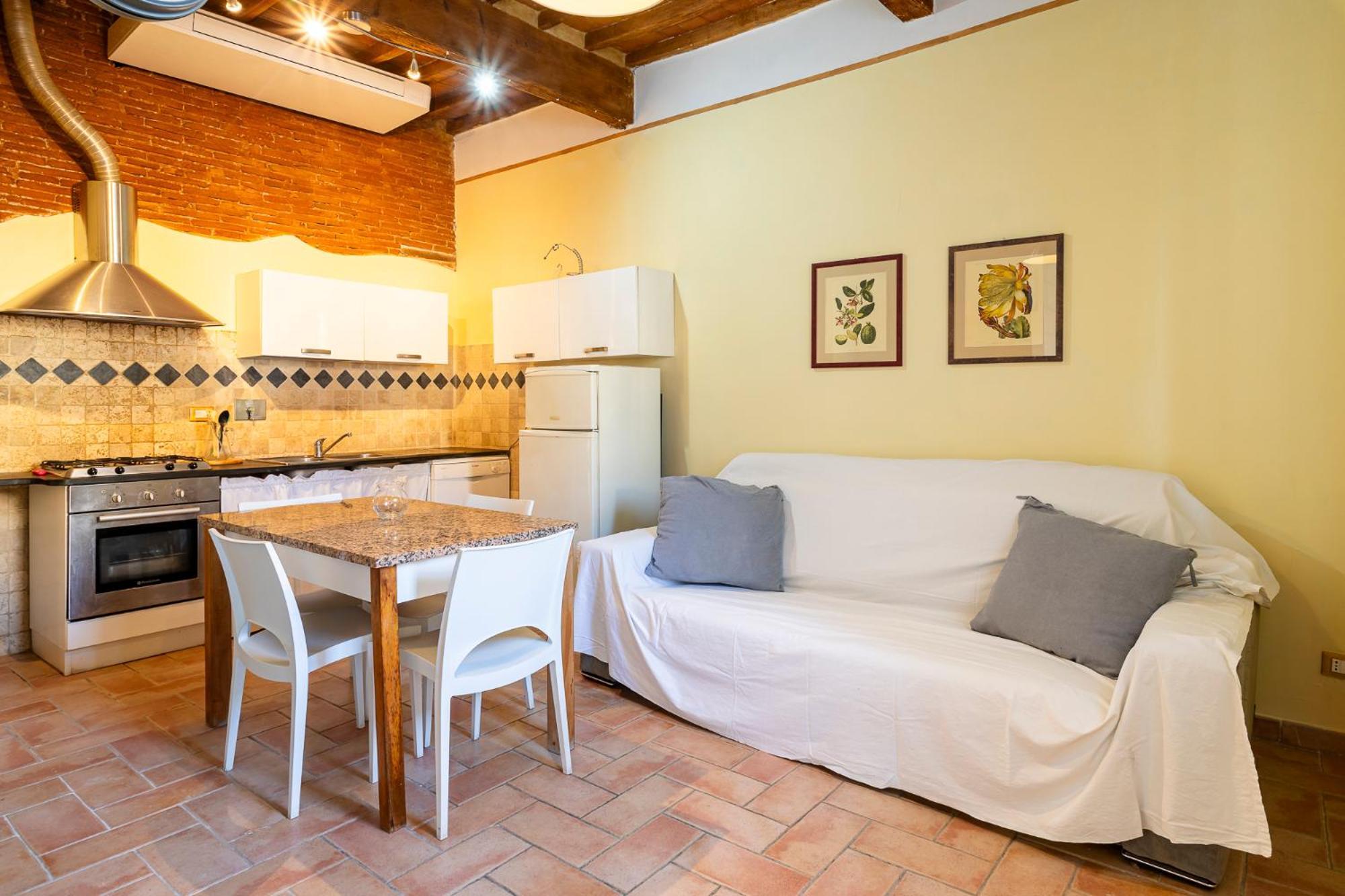 Livorno Yellow Apartament Near The Sea Екстер'єр фото